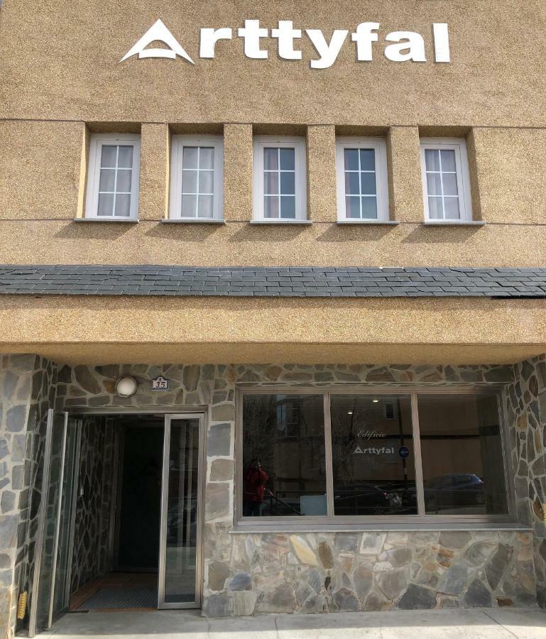 Loft Con Wifi Y Parking En El Corazon De Sierranevada Lejlighed Sierra Nevada Eksteriør billede